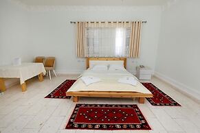 Hotel Familja