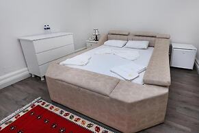 Hotel Familja
