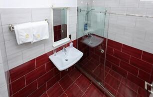 Hotel Familja