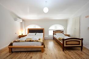 Hotel Familja