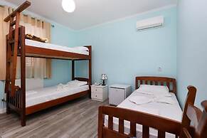 Hotel Familja