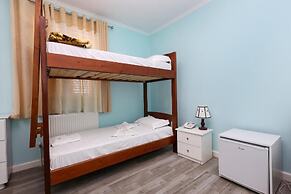 Hotel Familja