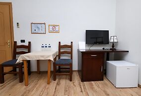 Hotel Familja