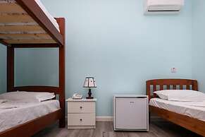Hotel Familja