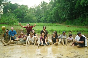 Kings Flora Luxury Organic FarmResort