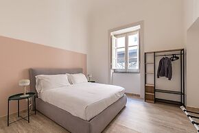 Central City Apartment by Wonderful Italy
