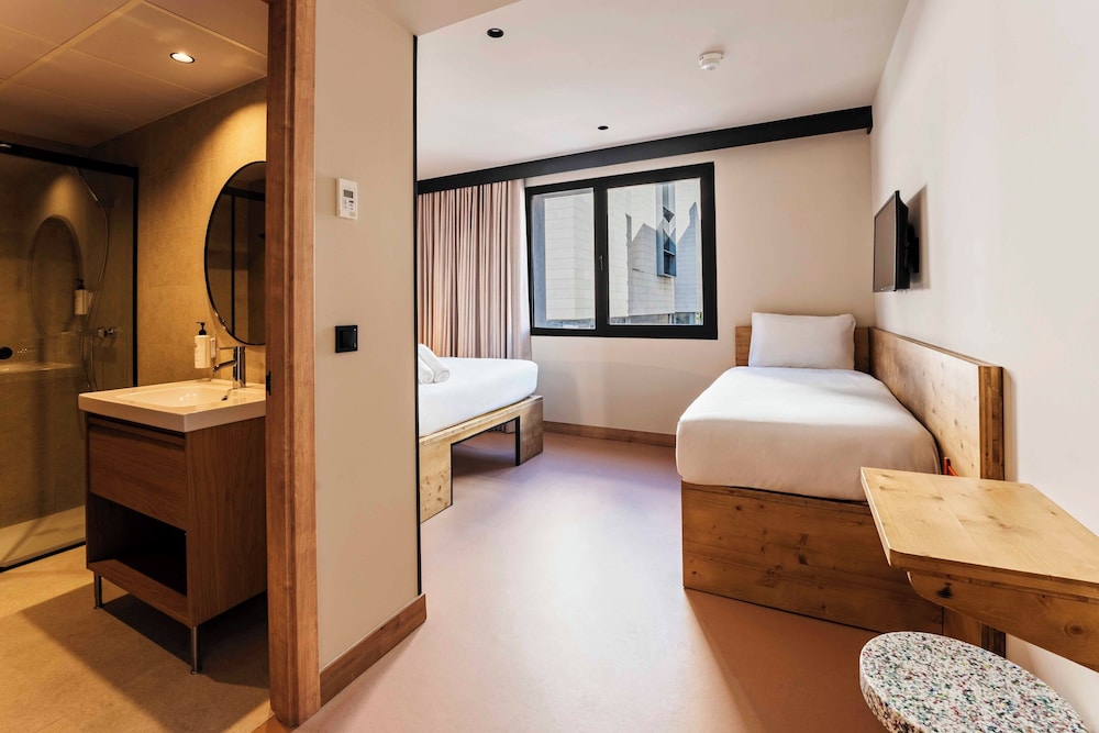 easyHotel Madrid Alcala
