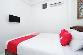 OYO 1706 Hotel H&w Solo