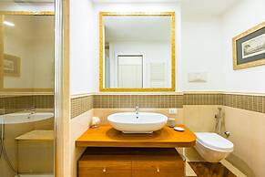 Harmony Elegant Apartment With Parking