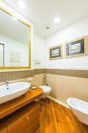 Harmony Elegant Apartment With Parking