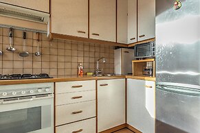 Affordable Apartment Close to Stadthalle