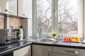 Apartment near Komarovsky Market
