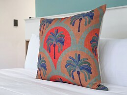 Palm Paradise