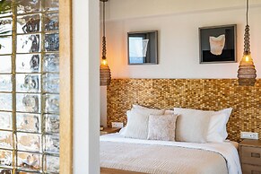 Vala Luxury Villa B