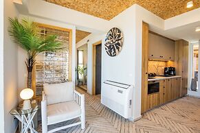 Vala Luxury Villa B