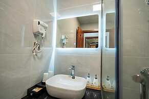 Agarwood Hotel