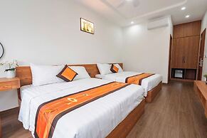 Agarwood Hotel