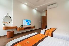 Agarwood Hotel