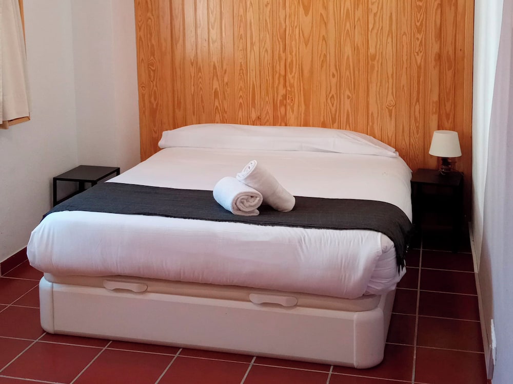 Apartamentos Las Tuyas 3000