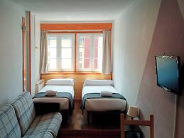 Apartamentos Las Tuyas 3000