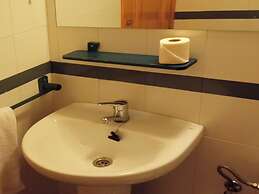 Apartamentos Las Tuyas 3000