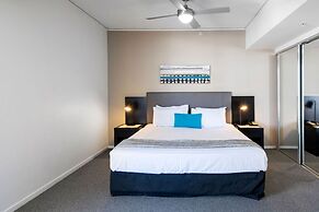 Sierra Broadbeach - West Hinterland View