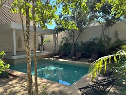 Pool & Private Balcony Studio Tulum S15