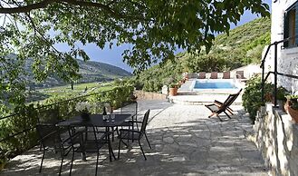 Villa Dol-three Bedroom Villa With Pool