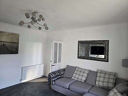 Apartment - Sleeps 4 - Hot Tub, Pet-friendly