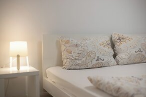 Central Studio Apartments