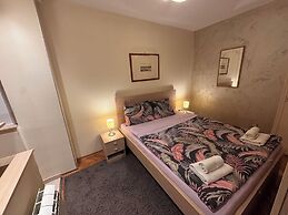 Central Studio Apartments