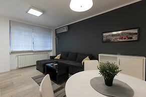 Central Studio Apartments