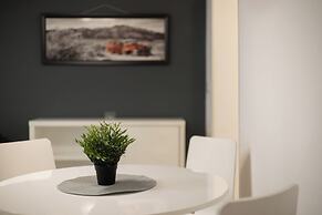 Central Studio Apartments
