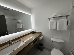 Best Western Plus Kawartha Lakes Hotel & Suites