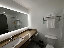Best Western Plus Kawartha Lakes Hotel & Suites