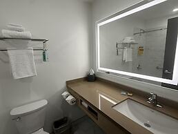 Best Western Plus Kawartha Lakes Hotel & Suites
