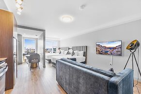 Skye Hotel & Residences, BW Signature Collection
