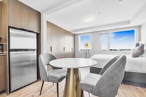 Skye Hotel & Residences, BW Signature Collection