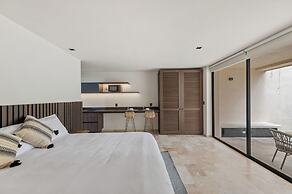 Artra - modern comfort with pool