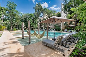 Artra - modern comfort with pool
