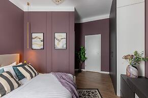 Contemporary Aparthotel 2BR Flats