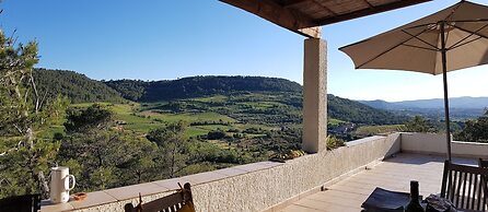Inviting Holiday Home in Pierrerue