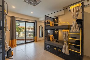The Hosteller Bam Goa Calangute