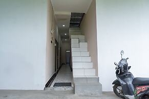 ELBA Guesthouse Near UNNES by ARBA