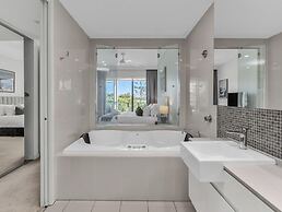 Beachfront Bali Resort Kingscliff 1212
