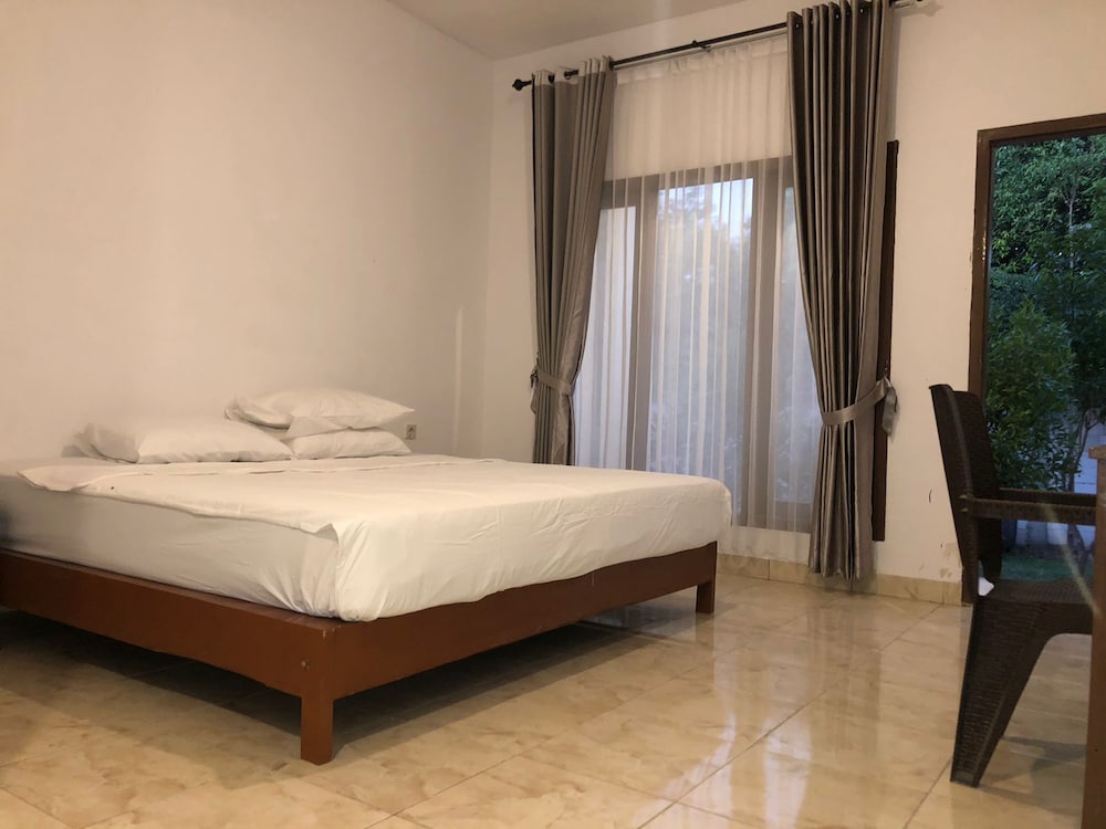 Sisilia Lodge