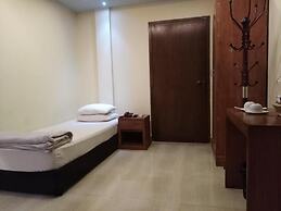 Bottom Hill Palace Hotel Sylhet