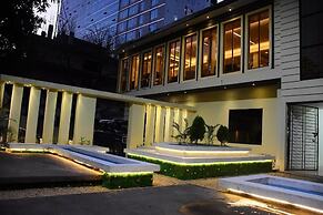 Bottom Hill Palace Hotel Sylhet