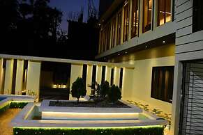 Bottom Hill Palace Hotel Sylhet