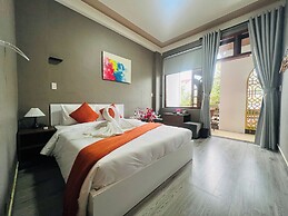 Royal Hotel & Spa Hoi An